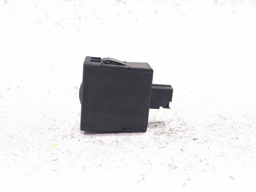 Headlight adjuster motor CITROËN BERLINGO MULTISPACE (B9) 1.6 HDi 90 | BP30526265E19