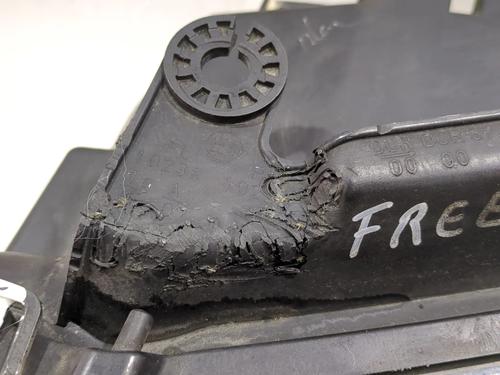 Left headlight LAND ROVER FREELANDER 2 (L359) 2.2 TD4 4x4 | BP29388251C28 
