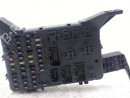 Used Fuse box Fuse box FORD MONDEO III (B5Y) 1.8 16V (125 hp) 40228644 40228644