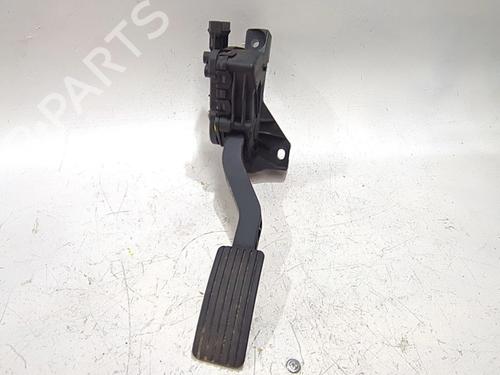 Pedal MITSUBISHI COLT VI (Z3_A, Z2_A) 1.1 (Z31A, Z32A) (75 hp) 27338294