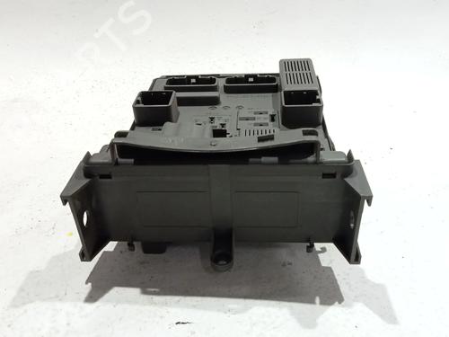 Fuse box RENAULT LAGUNA III (BT0/1) 2.0 dCi (BT01, BT08, BT09, BT0E, BT0K, BT12, BT1C, BT1D,... | BP29221601E1 - Image 4