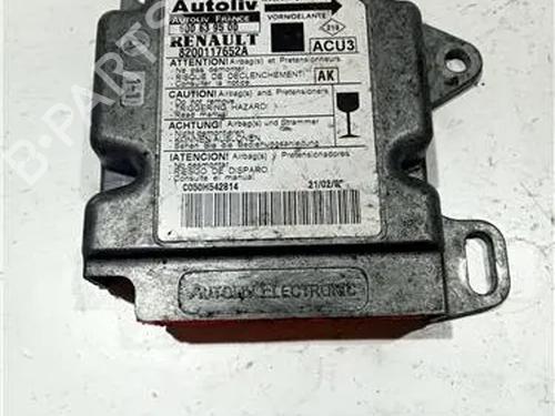Calculateur Airbags RENAULT MEGANE Scenic (JA0/1_) 1.9 dTi (JA0N) (98 hp) 23931296