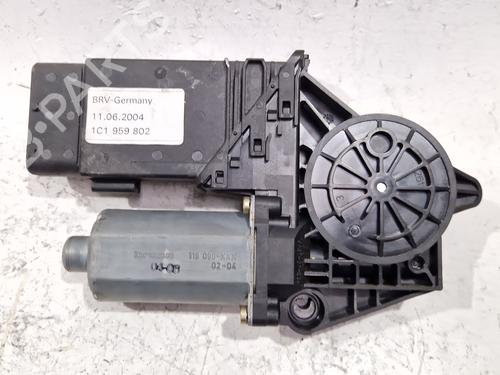 Motor elevalunas delantero derecho VW PASSAT B5.5 Variant (3B6) 2.5 TDI (150 hp) 30192827
