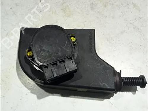 Used Pedal RENAULT MEGANE II Saloon (LM0/1_) 1.5 dCi (LM1E) (106 hp) 23928796