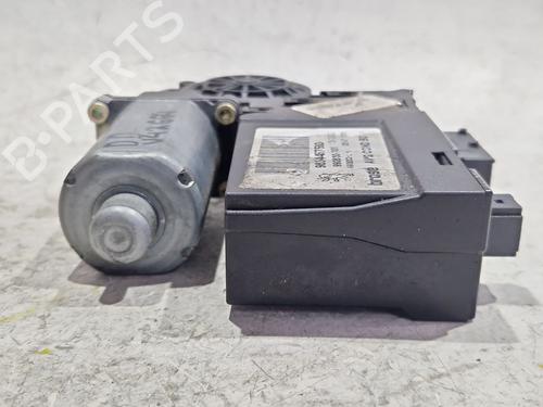 Motor do elevador de vidro frente direito PEUGEOT 307 (3A/C) 2.0 HDi 110 | BP30684861E20
