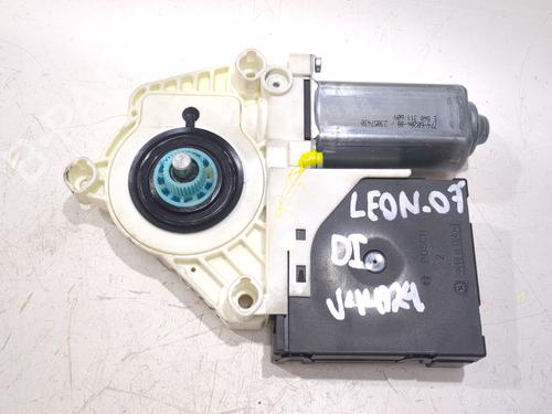Left front window motor SEAT LEON (1P1) 1.9 TDI | BP27190733E21 