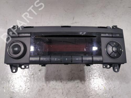 Used Radio Radio MERCEDES-BENZ A-CLASS (W169) A 180 CDI (169.007, 169.307) (109 hp) 33608798 33608798