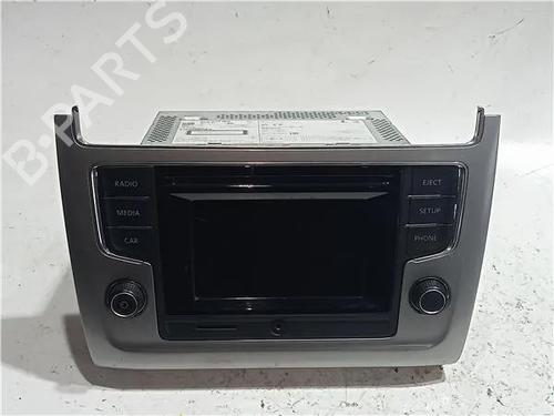Used Radio VW POLO V (6R1, 6C1) 1.4 TDI (75 hp) 23915452