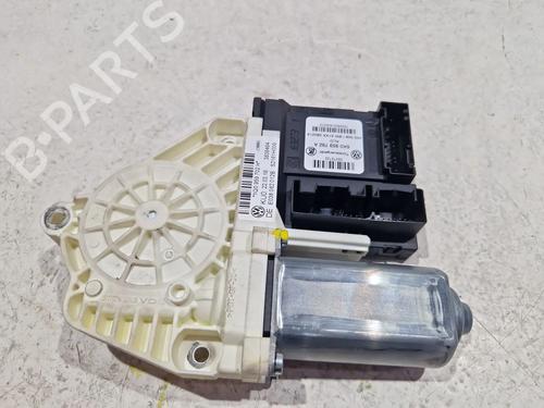 Right front window motor VW SCIROCCO III (137, 138) 2.0 TDI | BP29518977E20 