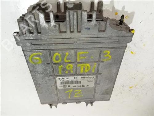 Used Electronic module VW GOLF III Variant (1H5) 2.0 (115 hp) 23918435