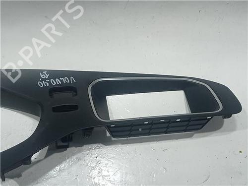 Other VOLVO V40 Hatchback (525) D2 | BP29854022O1