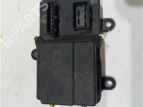 Used Fuse box FIAT PUNTO (176_) 55 1.1 (54 hp) 26558601