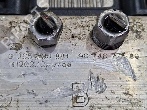 ABS pump PEUGEOT 5008 (0U_, 0E_) 2.0 HDi 150 / BlueHDi 150 | BP29697393M43 