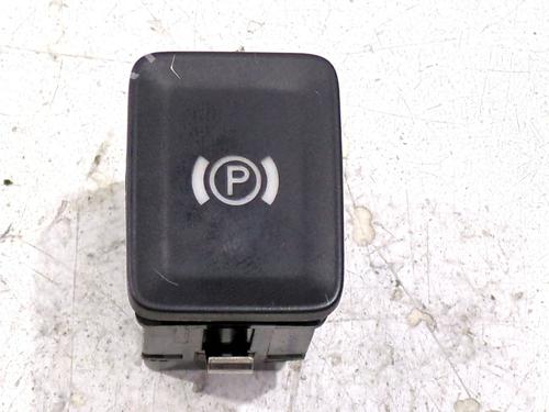 switch-vw-passat-b6-3c2-2005-2006-2007-2008-2009-2010-2011-33321688 main image