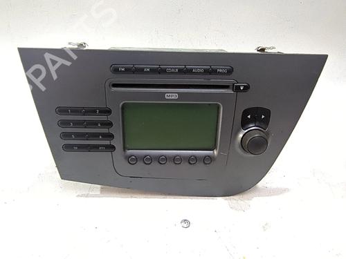Used Radio SEAT LEON (1P1) 2.0 TDI (170 hp) 26921625
