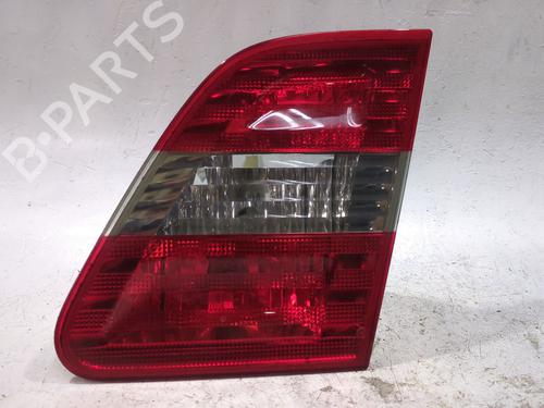 Feu de coffre droit Feu de coffre droit MERCEDES-BENZ B-CLASS Sports Tourer (W245) B 200 CDI (245.208) (140 hp) 34434739 34434739