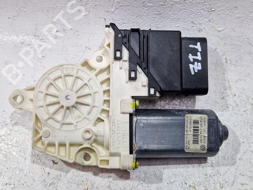 Rudehejsemotor bagstkærm venstre VW PASSAT B6 (3C2) 2.0 TDI 16V (140 hp) 30655653