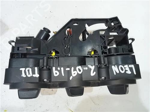Climate control SEAT LEON (1P1) 2.0 TDI 16V | BP23932399I5 