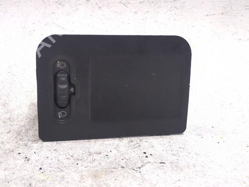 Used Headlight adjuster motor Headlight adjuster motor RENAULT CLIO II (BB_, CB_) 1.5 dCi (B/CB07) (65 hp) 33932972 33932972