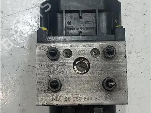 Used ABS pump CITROËN XSARA (N1) 1.9 TD (90 hp) 24967639