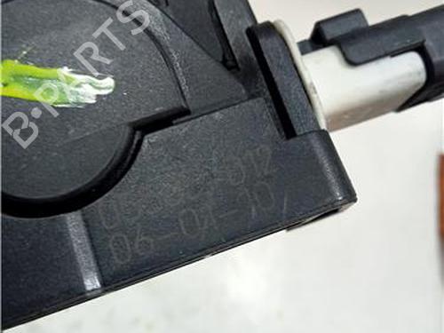 Pedal MERCEDES-BENZ SPRINTER 3-t Van (B903) 310 D 2.9 (903.461, 903.462, 903.463) | BP25616964I4 