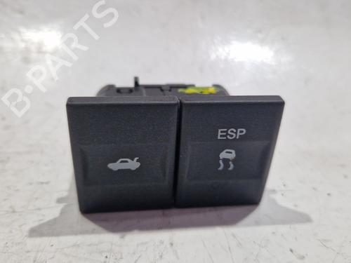 switch-ford-mondeo-iii-b5y-2000-2001-2002-2003-2004-2005-2006-2007-32744958 main image