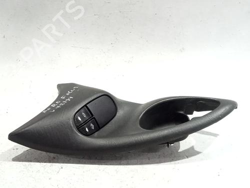 Used Left front window switch FORD FOCUS I (DAW, DBW) 1.8 Turbo DI / TDDi (90 hp) 31871905