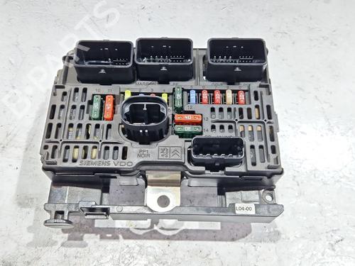 Used Fuse box CITROËN C4 Coupe (LA_) 1.6 16V (109 hp) 30933553