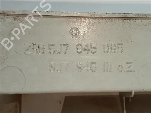 Left taillight SKODA ROOMSTER (5J7) 1.9 TDI | BP23920019C34 
