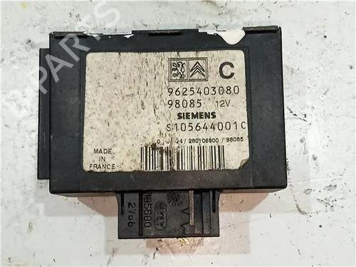 Used Electronic module PEUGEOT 306 Hatchback (7A, 7C, N3, N5) 1.8 16V (110 hp) 23908657