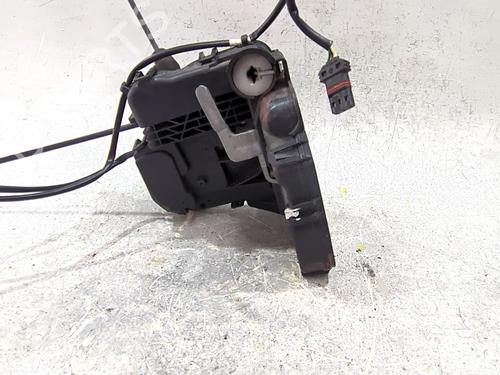Front left lock MERCEDES-BENZ C-CLASS (W203) C 220 CDI (203.006, 203.008) | BP29477773C98 