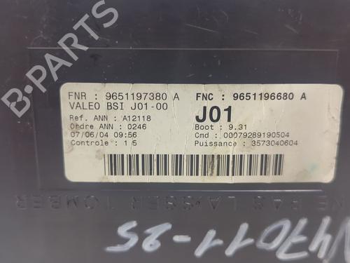 Fuse box CITROËN C5 I (DC_) 2.0 HDi (DCRHZB, DCRHZE) | BP39649180E1 - Image 2