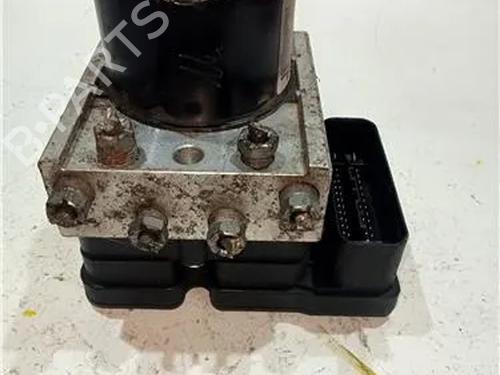 Used ABS pump RENAULT TWINGO I (C06_) 1.2 (C066, C068) (58 hp) 23932177
