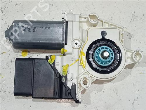 Left rear window motor SEAT LEON (1P1) 2.0 TDI 16V | BP23923407E23 