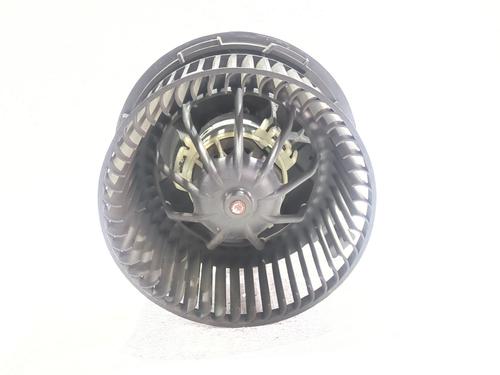 Used Heater blower motor RENAULT MEGANE II (BM0/1_, CM0/1_) 1.4 16V (BM0B, CM0B) (98 hp) 31802733