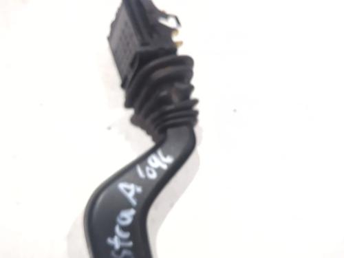 Used Steering column stalk OPEL VECTRA B (J96) 1.7 TD (F19) (82 hp) 24629095