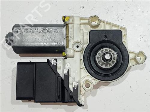 Right rear window motor VW GOLF IV (1J1) 1.4 16V | BP23918986E22 