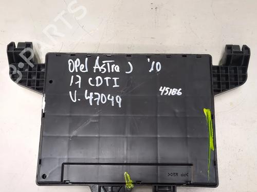 Fuse box OPEL ASTRA J (P10)  | BP26210858E1 