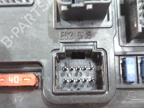Fuse box PEUGEOT 407 (6D_)  | BP26575957E1 