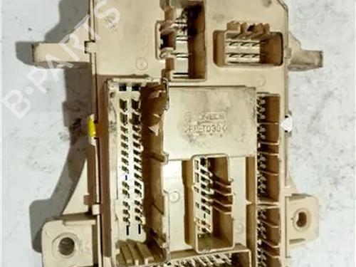Fuse box KIA CERATO I Hatchback (LD) 2.0 CRDi | BP23923583E1 - Image 2
