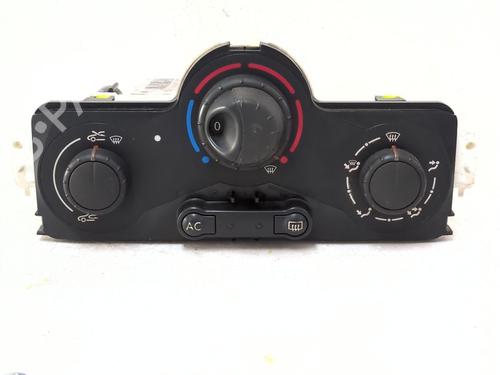 Used Climate control RENAULT MEGANE II Saloon (LM0/1_) 1.5 dCi (LM1E) (106 hp) 26377091