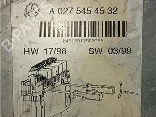 Fuse box MERCEDES-BENZ S-CLASS (W220, V220) S 320 CDI (220.026, 220.126) | BP23913406E1