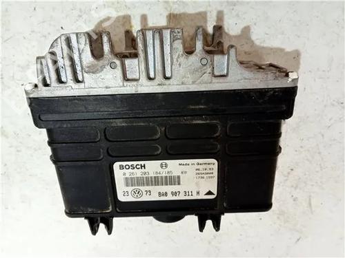 Used Electronic module VW GOLF III Variant (1H5) 2.0 (115 hp) 23929945