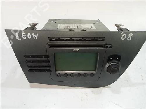 Used Radio SEAT LEON (1P1) 2.0 TDI 16V (140 hp) 23931878