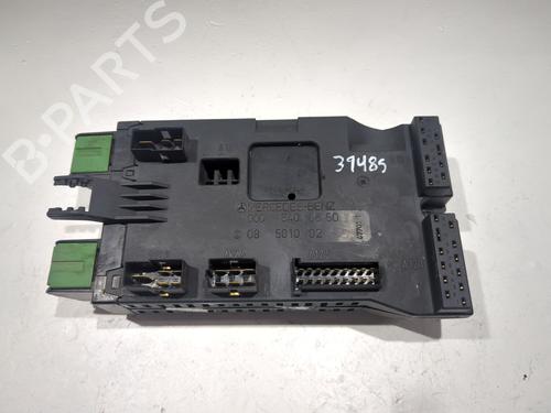 Used Fuse box MERCEDES-BENZ VITO Bus (W638) 108 CDI 2.2 (638.194) (82 hp) 23927690