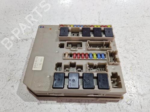 fuse-box-renault-clio-iii-br01-cr01-2005-2006-2007-2008-2009-2010-2011-2012-2013-2014-36002522 main image