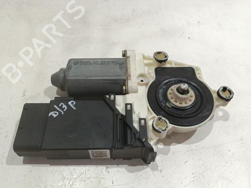 Używane Silniczek podnośnika szyby przedniej lewej Silniczek podnośnika szyby przedniej lewej VW GOLF IV (1J1) 1.9 TDI 4motion (115 hp) 36904036 36904036