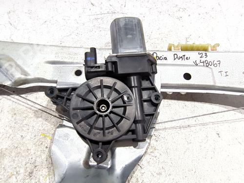 Elevador vidro trás esquerdo DACIA DUSTER (HM_) 1.5 dCi 90 (HMAA) | BP31183165C24