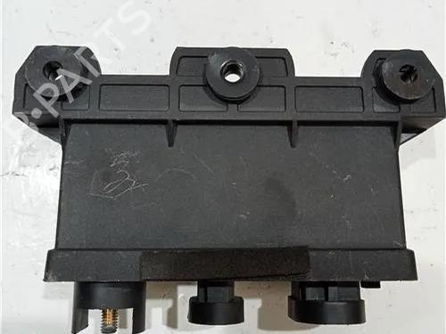Elektronisk modul RENAULT MEGANE I Classic (LA0/1_) 1.9 dCi (LA05, LA1F) | BP23909038M83 