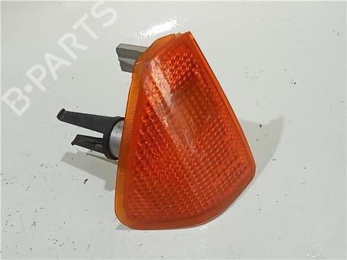 Used Right front indicator Right front indicator RENAULT 18 (134_) 1.6 (1341) (79 hp) 40298207 40298207